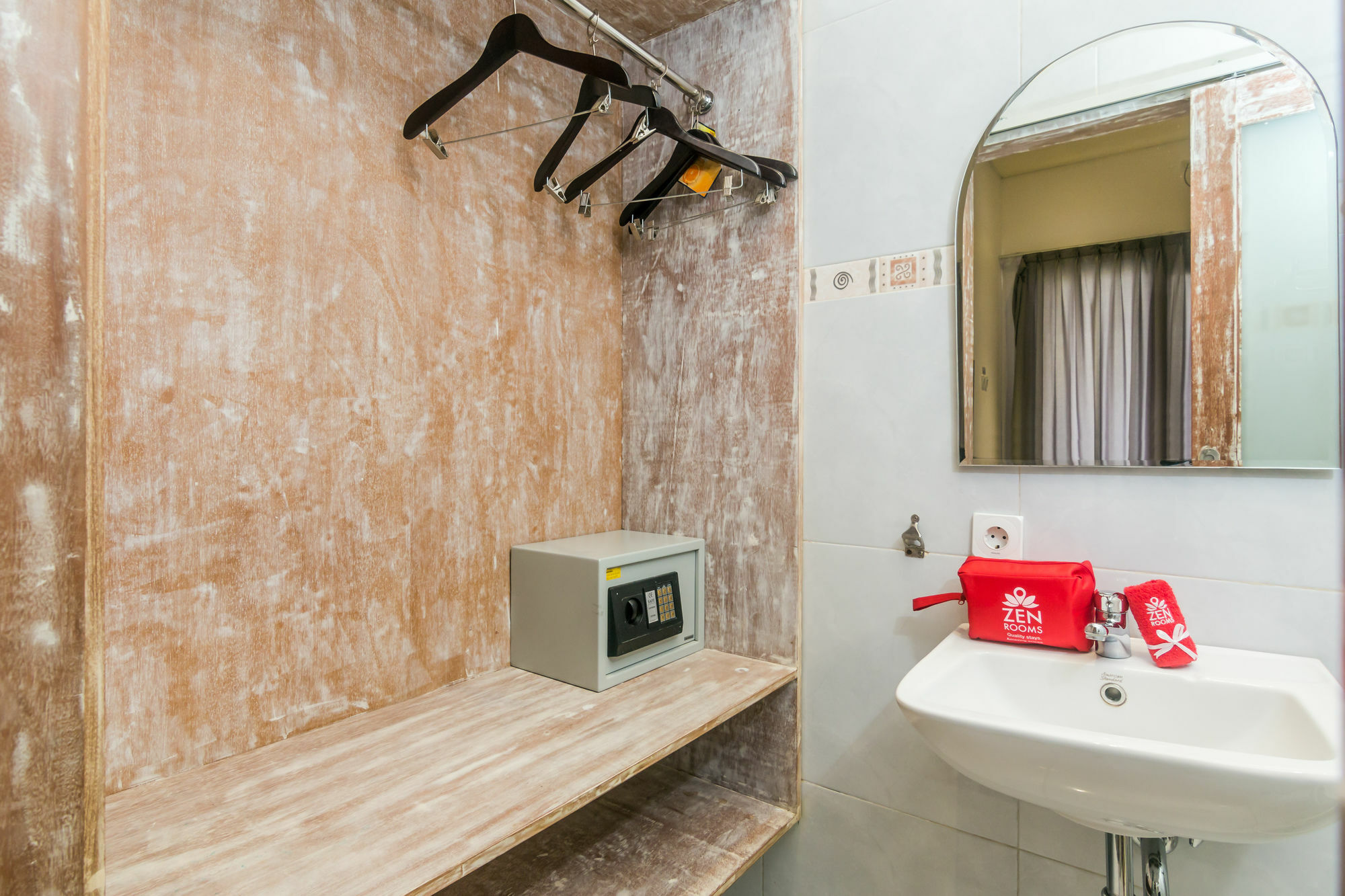 Zen Rooms Denpasar Mertasari Екстер'єр фото